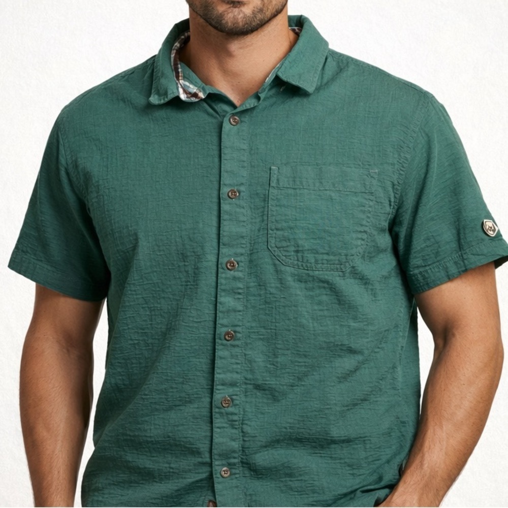 Men's KUHL Green Short Sleeve Button Up Shirt Size Large